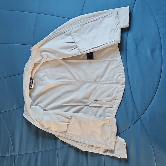 Light Columbia Shell Coat - Picture 2 of 3